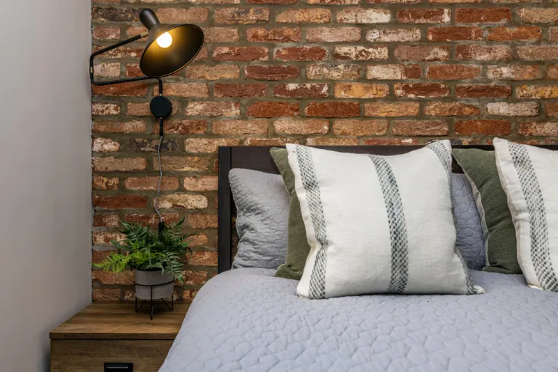 Vibrant 2 Bedroom Apartment // 2026/7 - Image 17